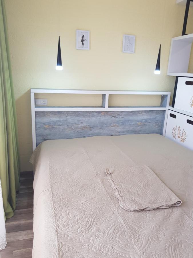 Relax Apartment Samtredia Екстериор снимка