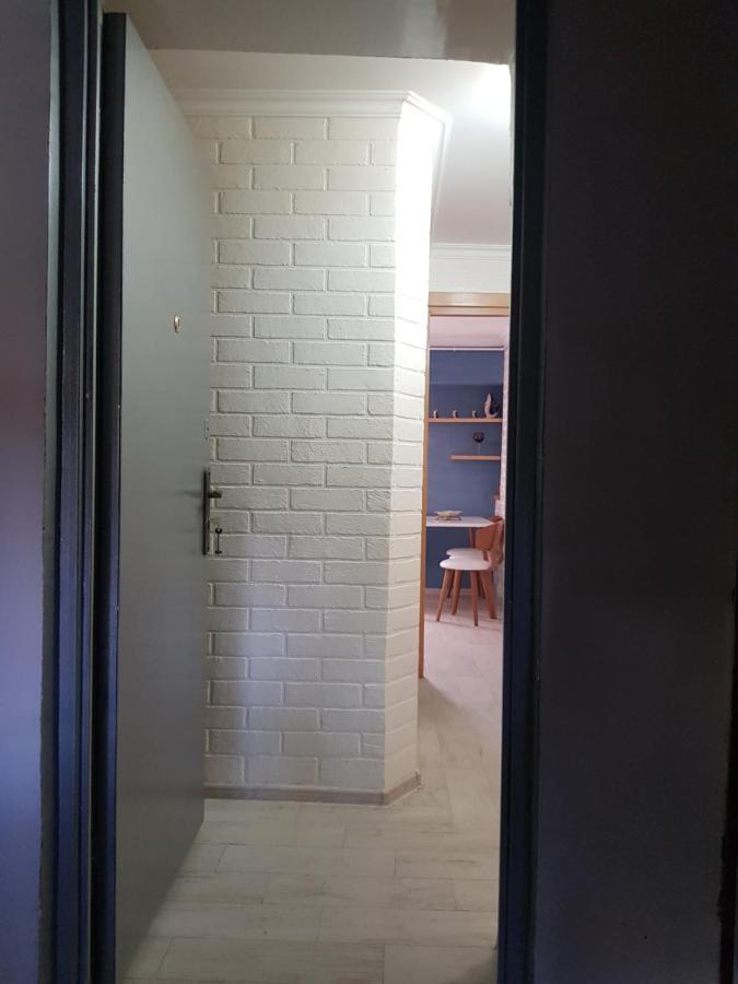 Relax Apartment Samtredia Екстериор снимка