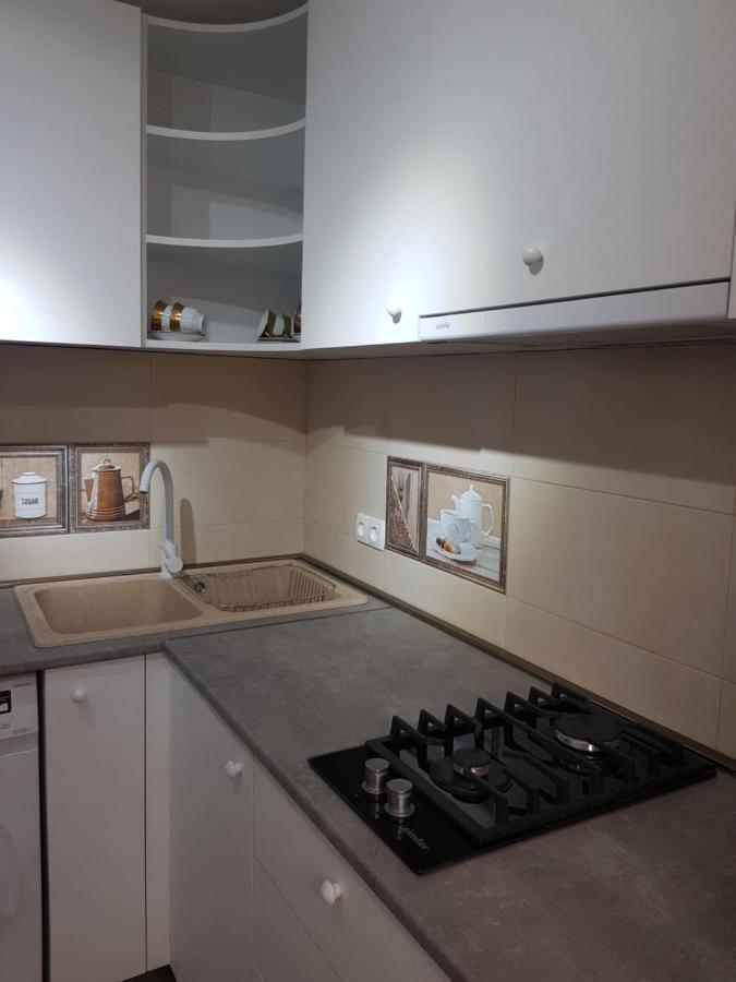 Relax Apartment Samtredia Екстериор снимка