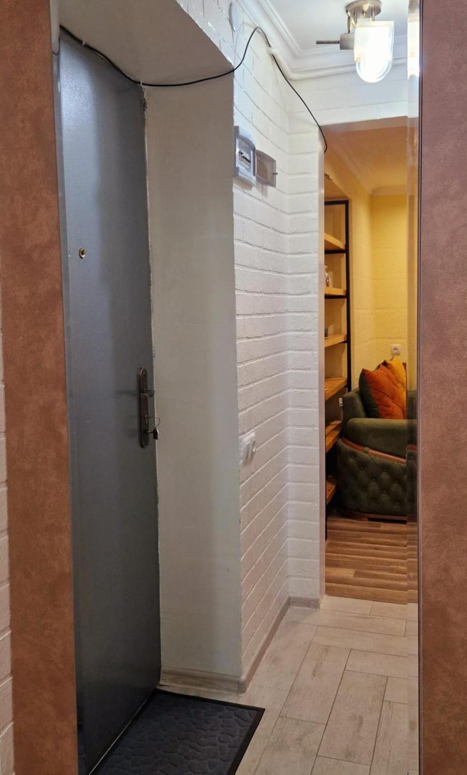 Relax Apartment Samtredia Екстериор снимка